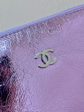 Load image into Gallery viewer, CC1083 CHANEL 22 Bag / HIGHEST QUALITY VERSION / Small/Medium