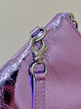 Load image into Gallery viewer, CC1083 CHANEL 22 Bag / HIGHEST QUALITY VERSION / Small/Medium