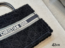 Load image into Gallery viewer, DR339 Medium/Large Dior Book Tote