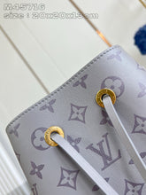 Load image into Gallery viewer, LB1066 Néonoé BB / HIGHEST QUALITY VERSION / 7.9 x 7.9 x 5.1 inches