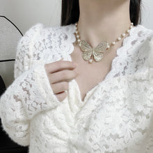 Load image into Gallery viewer, JW811 CD Métamorphose Choker