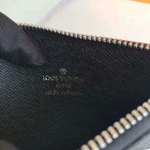 Load image into Gallery viewer, LB1242 Romy Card Holder / 4.7 x 3.1 x 0.3 inches