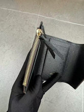Load image into Gallery viewer, LB1236 Victorine Wallet / 4.7 x 3.7 x 1 inches