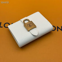 Load image into Gallery viewer, LB1228 Low Key Compact Wallet / 4.3 x 3.3 x 0.8 inches