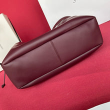 Load image into Gallery viewer, YSK409 Jamie Shopping / 13.7" x 13.7" x 3.9" / HIGHEST QUALITY VERSION