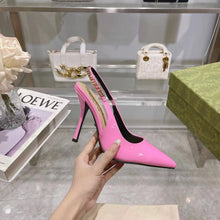 Load image into Gallery viewer, SE1471 Gucci Signoria Slingback Pump / Size5-11