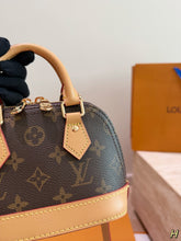 Load image into Gallery viewer, LB1475 Louis Vuitton Nano Alma BB / 16 x 12 cm