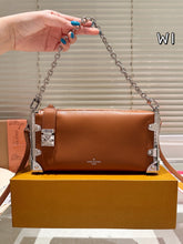 Load image into Gallery viewer, LB1235 Slim Trunk / 9.1 x 4.7 x 1.6 inches