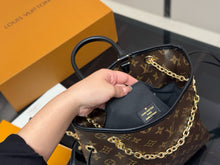 Load image into Gallery viewer, LB1340 Off Duty Backpack Vibe / 9.4 x 9.8 x 3.9 inches