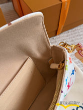 Load image into Gallery viewer, LB1476 LV x Takashi Murakami White Multicolore Pochette / 23cm