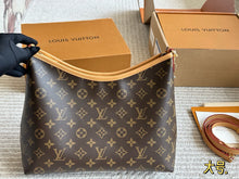 Load image into Gallery viewer, LB1343 CarryAll PM / 11.4 x 9.4 x 4.7 inches