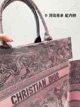 Load image into Gallery viewer, DR322 Medium/Large Dior Book Tote