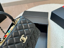 Load image into Gallery viewer, CC957 Flap Bag with Top Handle / 6.6 × 9.8 × 4.7 in