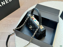 Load image into Gallery viewer, CC957 Flap Bag with Top Handle / 6.6 × 9.8 × 4.7 in