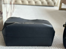 Load image into Gallery viewer, CL138 MINI/SMALL CABAS ANAIS CUIR TRIOMPHE SHIPPING BAG