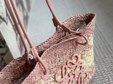 Load image into Gallery viewer, LWE032 Small Anagram Basket bag / 11x9.5inch