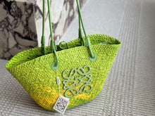 Load image into Gallery viewer, LWE032 Small Anagram Basket bag / 11x9.5inch