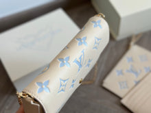 Load image into Gallery viewer, LB991 Félicie Pochette / 8.3 x 4.7 x 1.2 inches