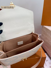 Load image into Gallery viewer, LB1483 LV Pochette Métis / White & Blue Monogram Empreinte / 25 cm