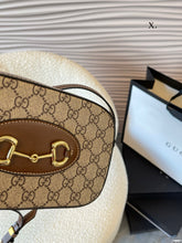 Load image into Gallery viewer, GC601 Gucci Horsebit 1955 Small Shoulder Bag / 7.9"W x 5.1"H x 2.4"D