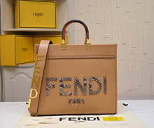 Load image into Gallery viewer, FF219 Fendi Sunshine Medium / 13.7x12.2x6.7inch