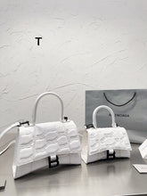 Load image into Gallery viewer, BCG055 Women's Hourglass Xs/S Handbag