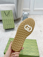 Load image into Gallery viewer, SE1070 GG Women's MAC80 sneaker / Size5-11