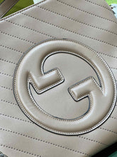 Load image into Gallery viewer, GC581 Gucci Blondie Medium Tote Bag / 13.6x16.1x3.1inch