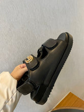 Load image into Gallery viewer, SE1335 Women's Double G Sandal / Size5-11