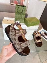 Load image into Gallery viewer, SE1337 Women's Double G Sandal / Size5-11