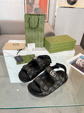 Load image into Gallery viewer, SE1338 Women's Double G Sandal / Size5-11