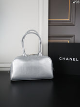 Load image into Gallery viewer, CC1446 CHANEL 26S Bowling Bag / Long Handle / 35 x 20 cm