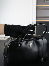 Load image into Gallery viewer, CC1446 CHANEL 26S Bowling Bag / Long Handle / 35 x 20 cm