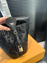 Load image into Gallery viewer, LB1344 All In BB / 6.3 x 7.1 x 4.7 inches