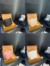 Load image into Gallery viewer, LB1344 All In BB / 6.3 x 7.1 x 4.7 inches