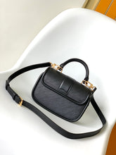 Load image into Gallery viewer, LB877 Hide and Seek / HIGHEST QUALITY VERSION / 8.3 x 5.9 x 3.1 inches