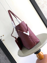 Load image into Gallery viewer, LB879 Neverfull MM / HIGHEST QUALITY VERSION / 12.2 x 11 x 5.5 inches