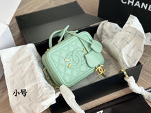 Load image into Gallery viewer, CC817 Vanity Case PM/MM