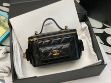 Load image into Gallery viewer, CC818 Vanity Case / HIGHEST QUALITY VERSION / 3.9x6.7x3.3inch