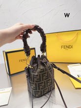 Load image into Gallery viewer, FF178 Mon Tresor Bucker Bag / 7.1x3.8x4.7inch