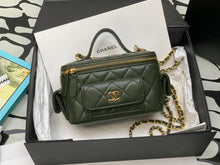 Load image into Gallery viewer, CC819 Vanity Case / HIGHEST QUALITY VERSION / 3.9x6.7x3.3inch