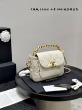 Load image into Gallery viewer, CC1122 Flap Bag with Top Handle / 8.3x5.9x2.4inch