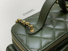 Load image into Gallery viewer, CC819 Vanity Case / HIGHEST QUALITY VERSION / 3.9x6.7x3.3inch