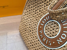 Load image into Gallery viewer, LB1244 OnTheGo MM / 14.8 x 11.8 x 6.7 inches