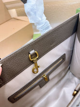 Load image into Gallery viewer, GC607 Medium Tote Bag / 13.3x10.2inch