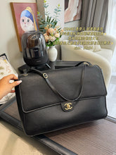 Load image into Gallery viewer, CC1450 CHANEL Large Flap Messenger Bag / 38 x 24 cm
