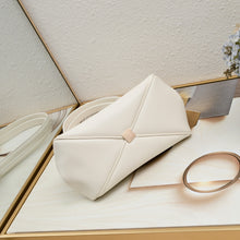 Load image into Gallery viewer, DR444 Small Key Bag / 8.6x4.7x4.7inch