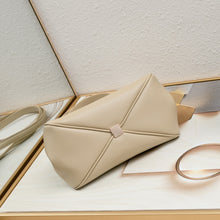 Load image into Gallery viewer, DR445 Small Key Bag / 8.6x4.7x4.7inch