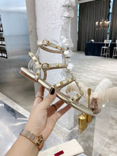 Load image into Gallery viewer, SE1131 V Rockstud Flat Calfskin Sandal with Straps / Size4-10