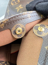 Load image into Gallery viewer, LB917 Atlantis GM / HIGHEST QUALITY VERSION / 13.4 x 13.4 x 5.3 inches